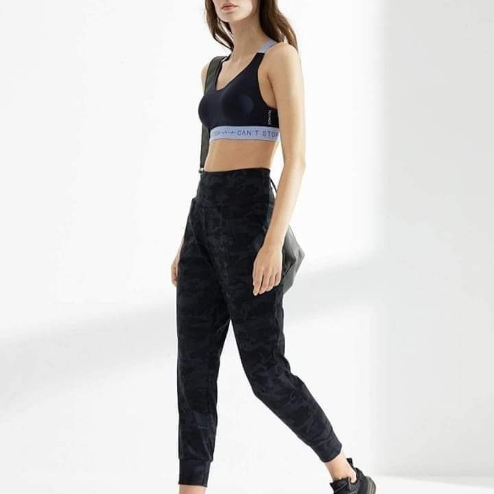 AJISAI NWT Women's high waisted joggers Size XL